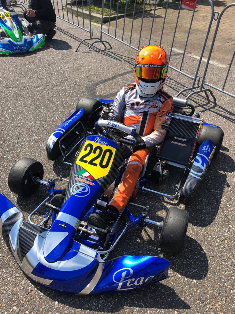 1e8fc551-144c-4b88-b573-69f273d134c6