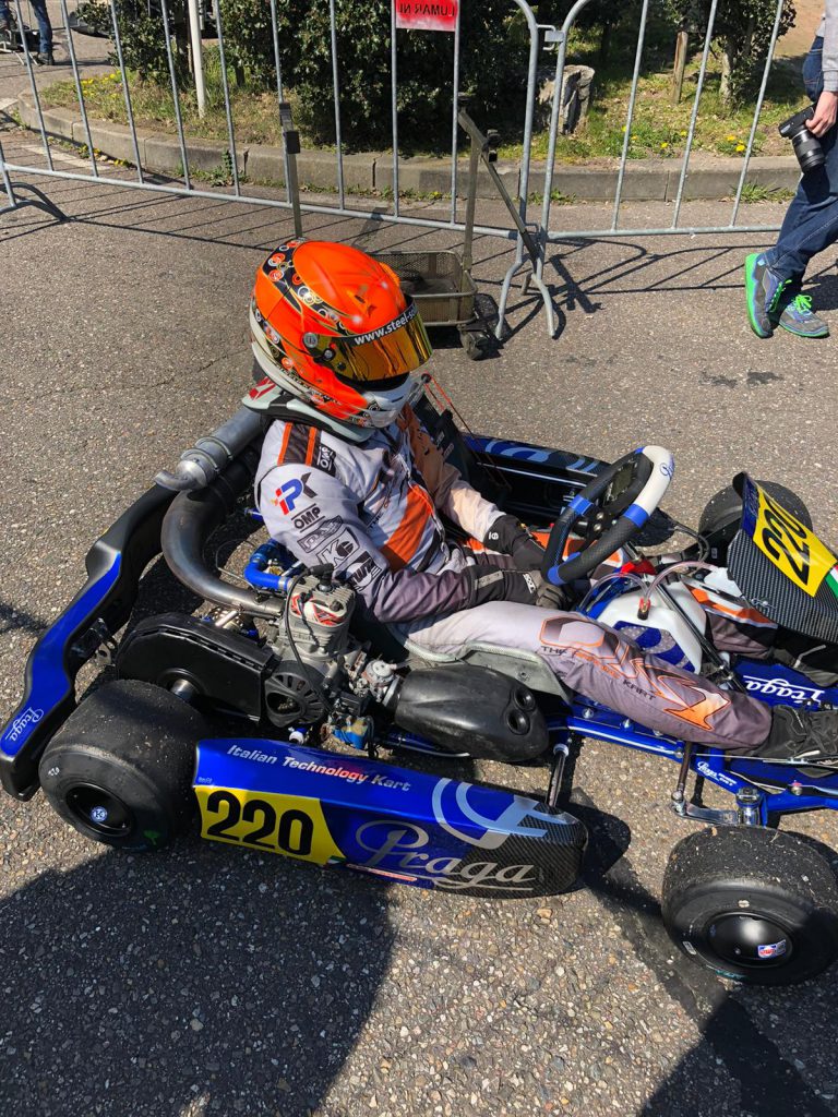 de8c0dd7-ab96-451e-98d5-40fc5d3a4162